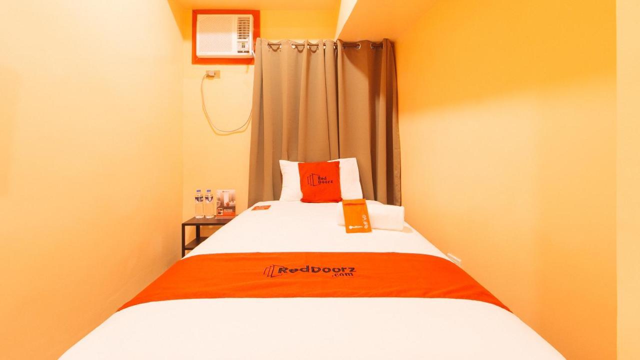 RedDoorz Plus @ Kaizen Suites Taft Avenue Manila Eksteriør billede