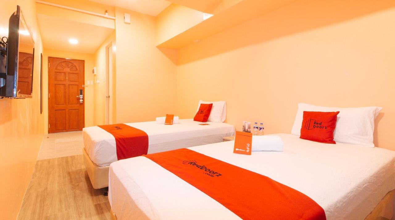 RedDoorz Plus @ Kaizen Suites Taft Avenue Manila Eksteriør billede