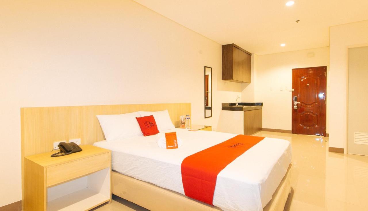RedDoorz Plus @ Kaizen Suites Taft Avenue Manila Eksteriør billede