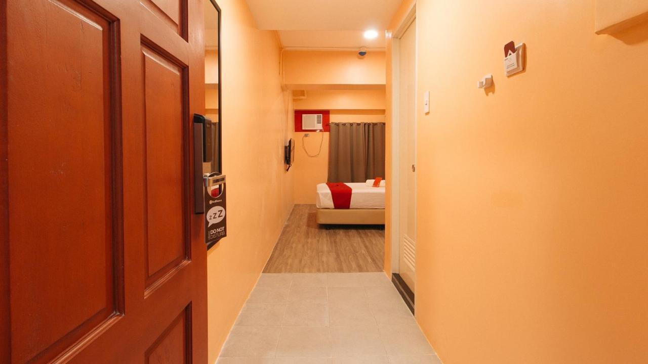 RedDoorz Plus @ Kaizen Suites Taft Avenue Manila Eksteriør billede