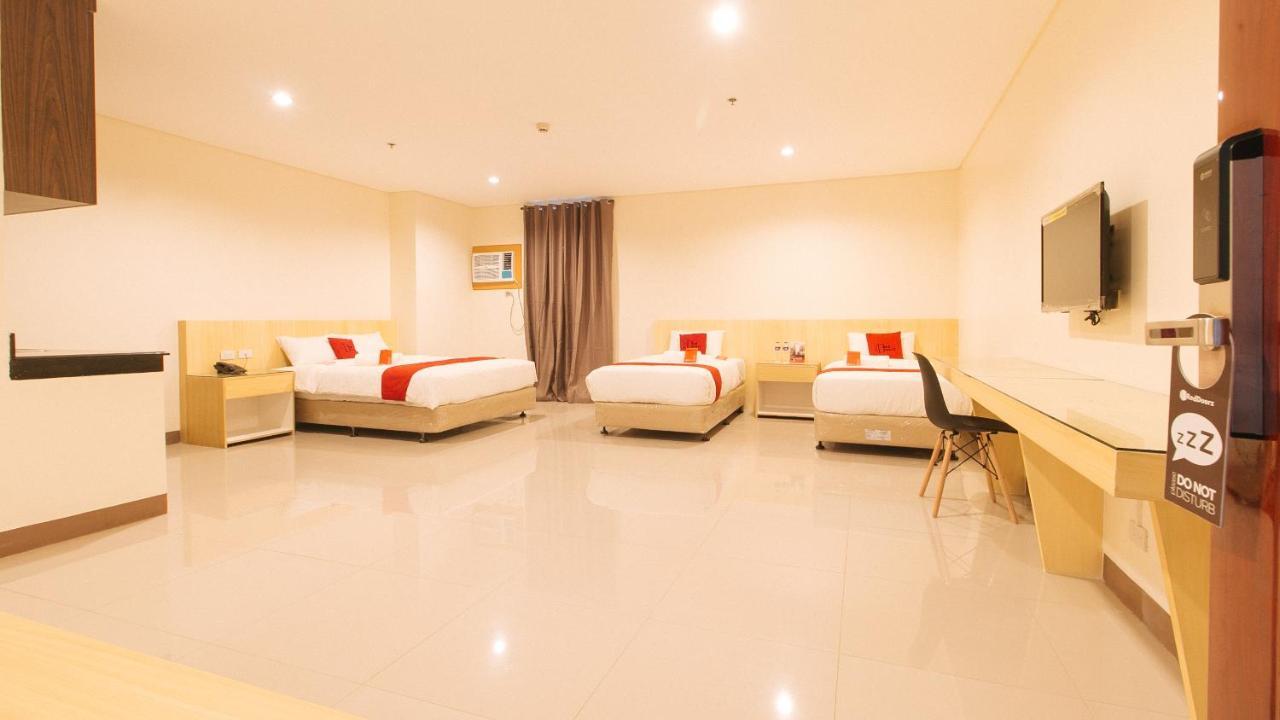 RedDoorz Plus @ Kaizen Suites Taft Avenue Manila Eksteriør billede