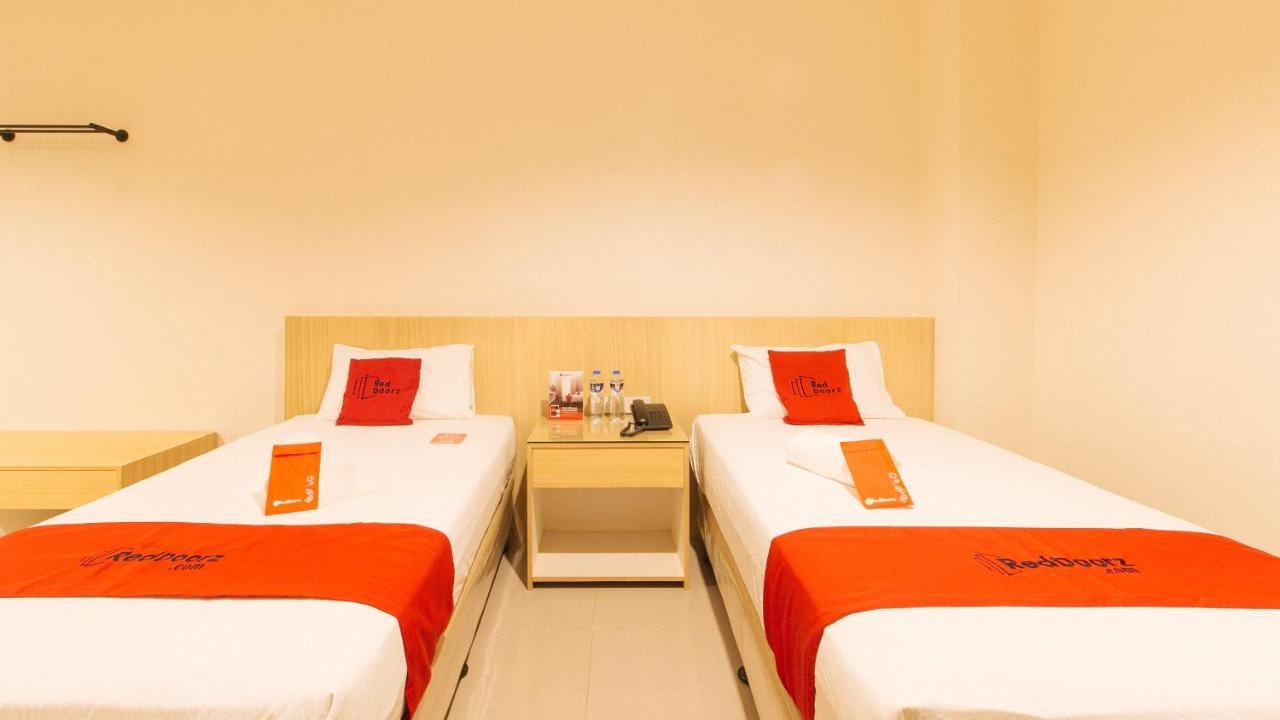 RedDoorz Plus @ Kaizen Suites Taft Avenue Manila Eksteriør billede