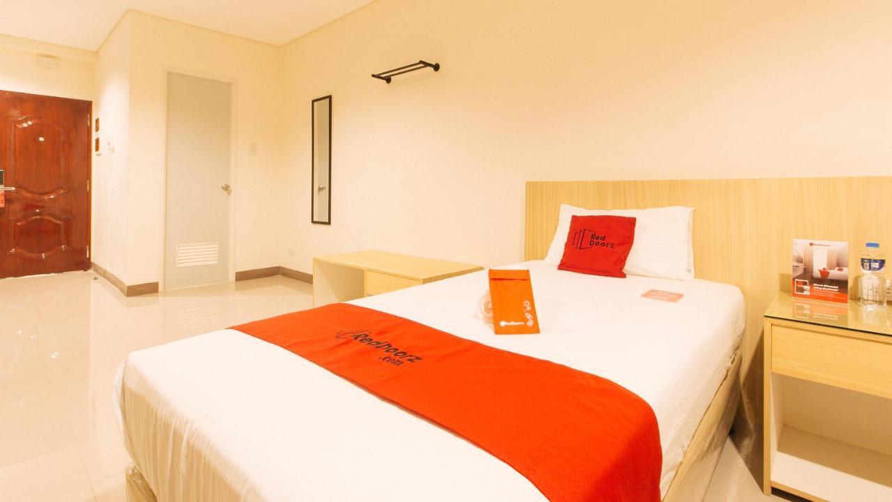 RedDoorz Plus @ Kaizen Suites Taft Avenue Manila Eksteriør billede